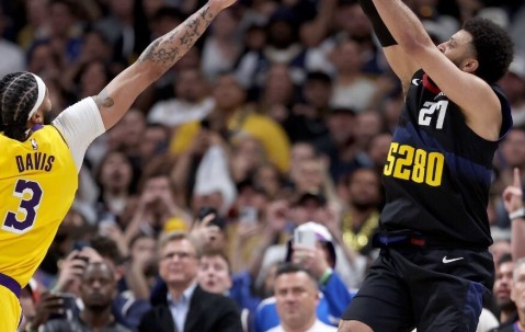  穆雷迎来二十赛季高光表现，IG球迷沸腾！-开云app官网网址